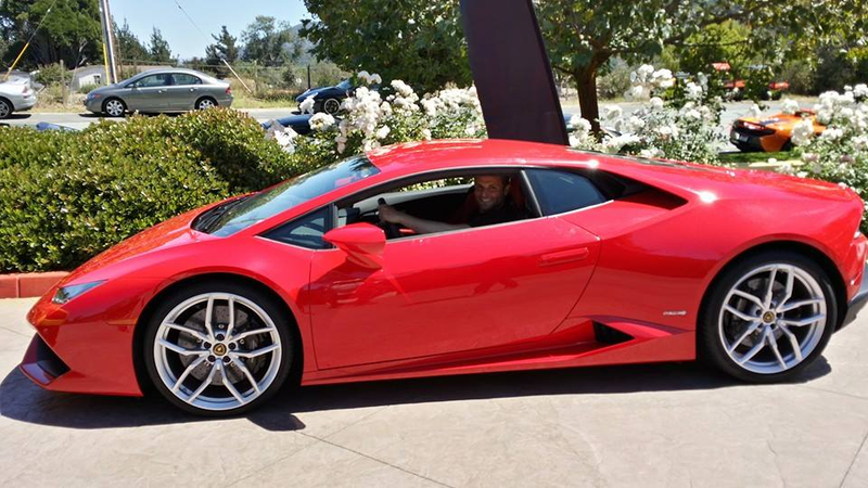 Illustration for article titled Yes, It Turns Out You Can Attract Women With An Exotic Supercar